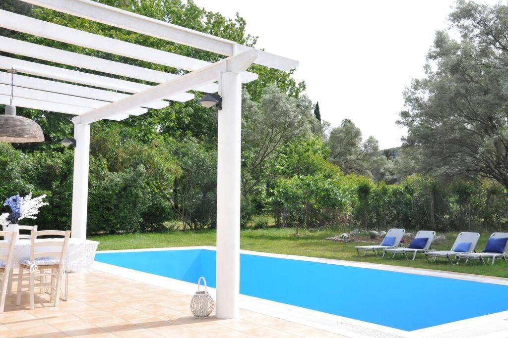 Villa Erietta Near Lefkas Center Apolpaina Bagian luar foto