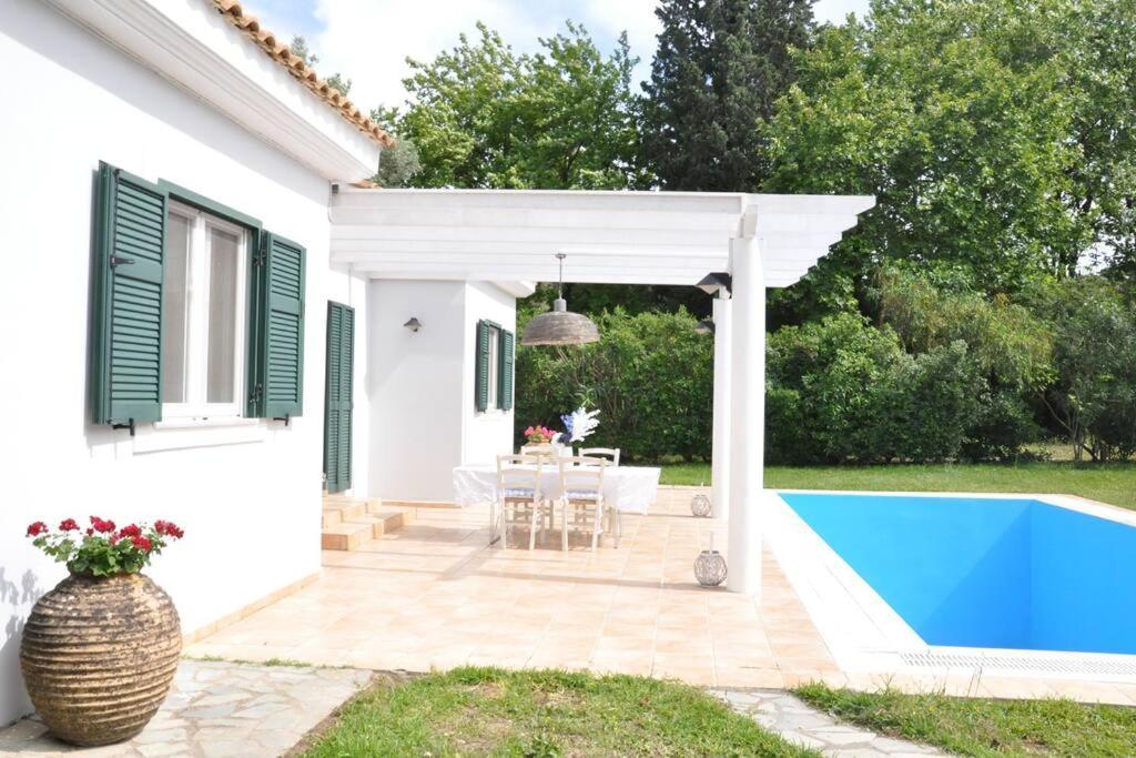Villa Erietta Near Lefkas Center Apolpaina Bagian luar foto